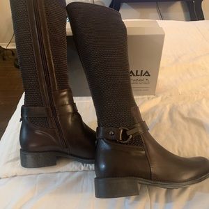 AQUATALIA NEW espresso tall boot , stretch leather made in Italy size 6 1/2